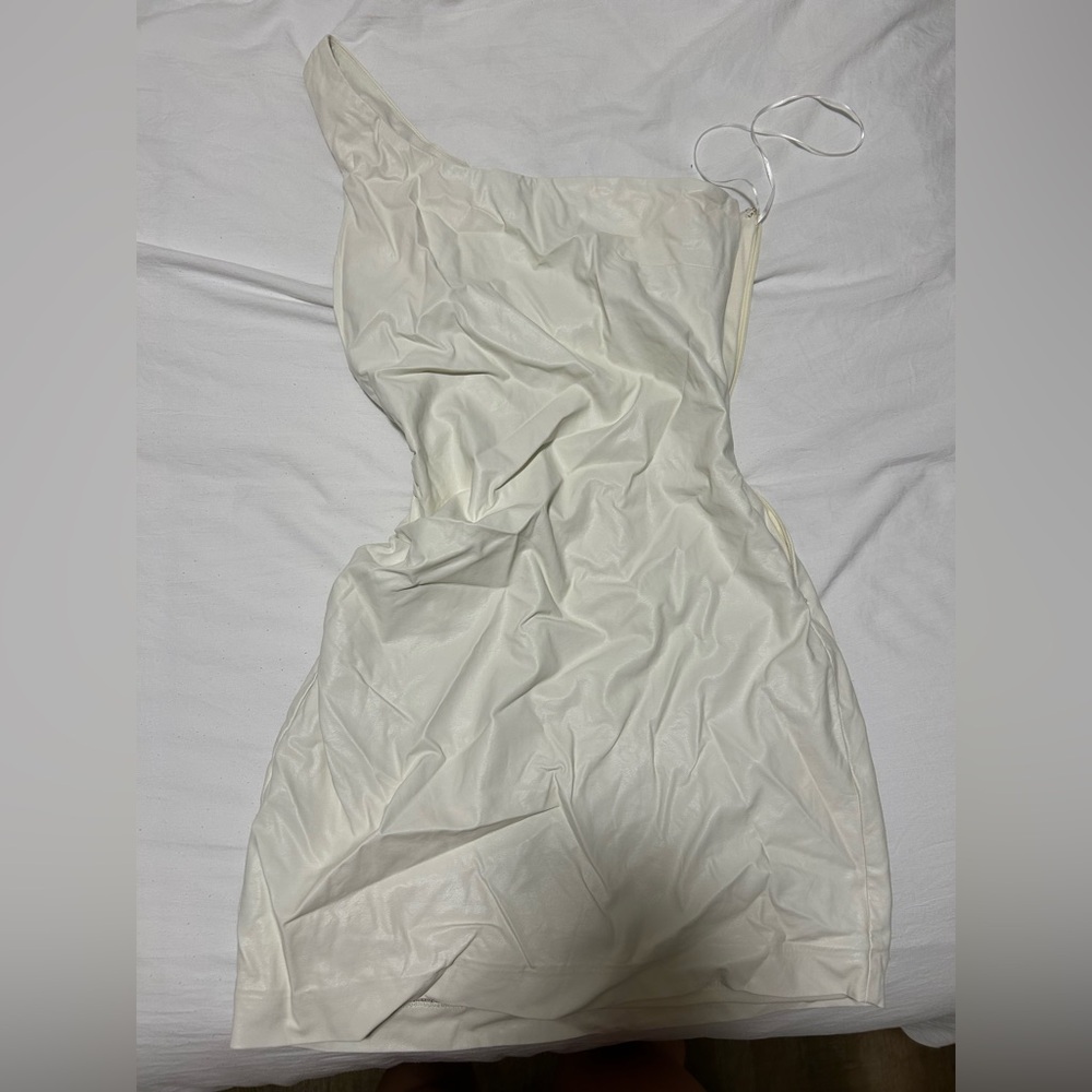 Elegant One-Shoulder Faux Leather White Dress